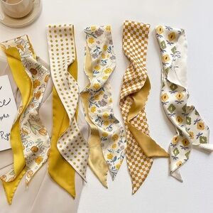 5 Twillies - Floral and Geometric Patterned silk Scarves